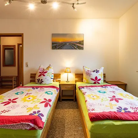 3-raum-maisonette-wohnung Mit Suedbalkon 公寓 Blieschow